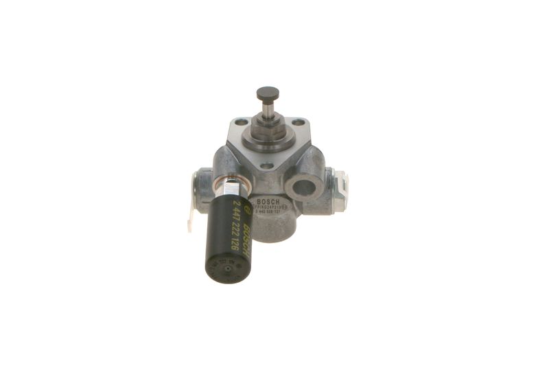 Топливный насос BOSCH 0440008137