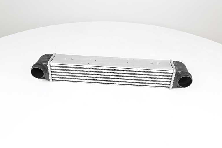 Интеркулер BSG BSG15535008