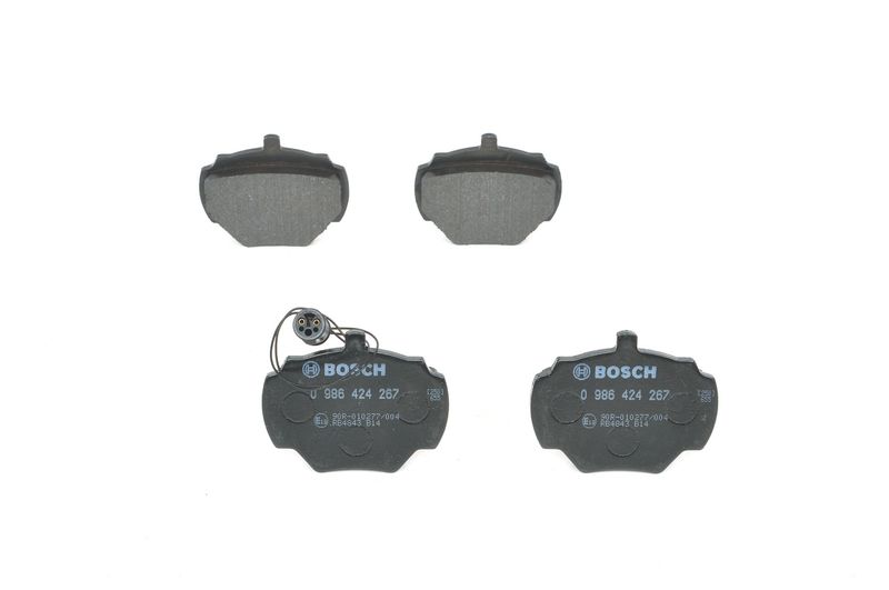 Комплект тормозных колодок, дисковый тормоз BOSCH 0986424267