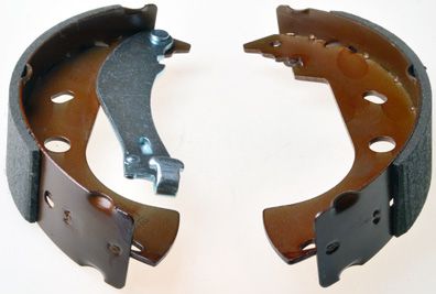 Комплект тормозных колодок DENCKERMAN B120083