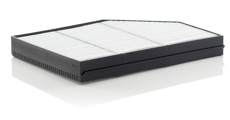 Фильтр, воздух во внутренном пространстве MANN-FILTER CU32002