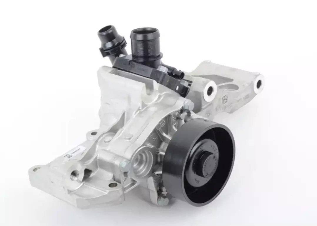 Kьhlmittelpumpe Mit Thermostat U. Trдger ! заменен на 11518623576
BMW 11518601366
