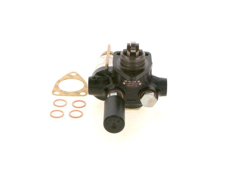 Топливный насос BOSCH 0440008997