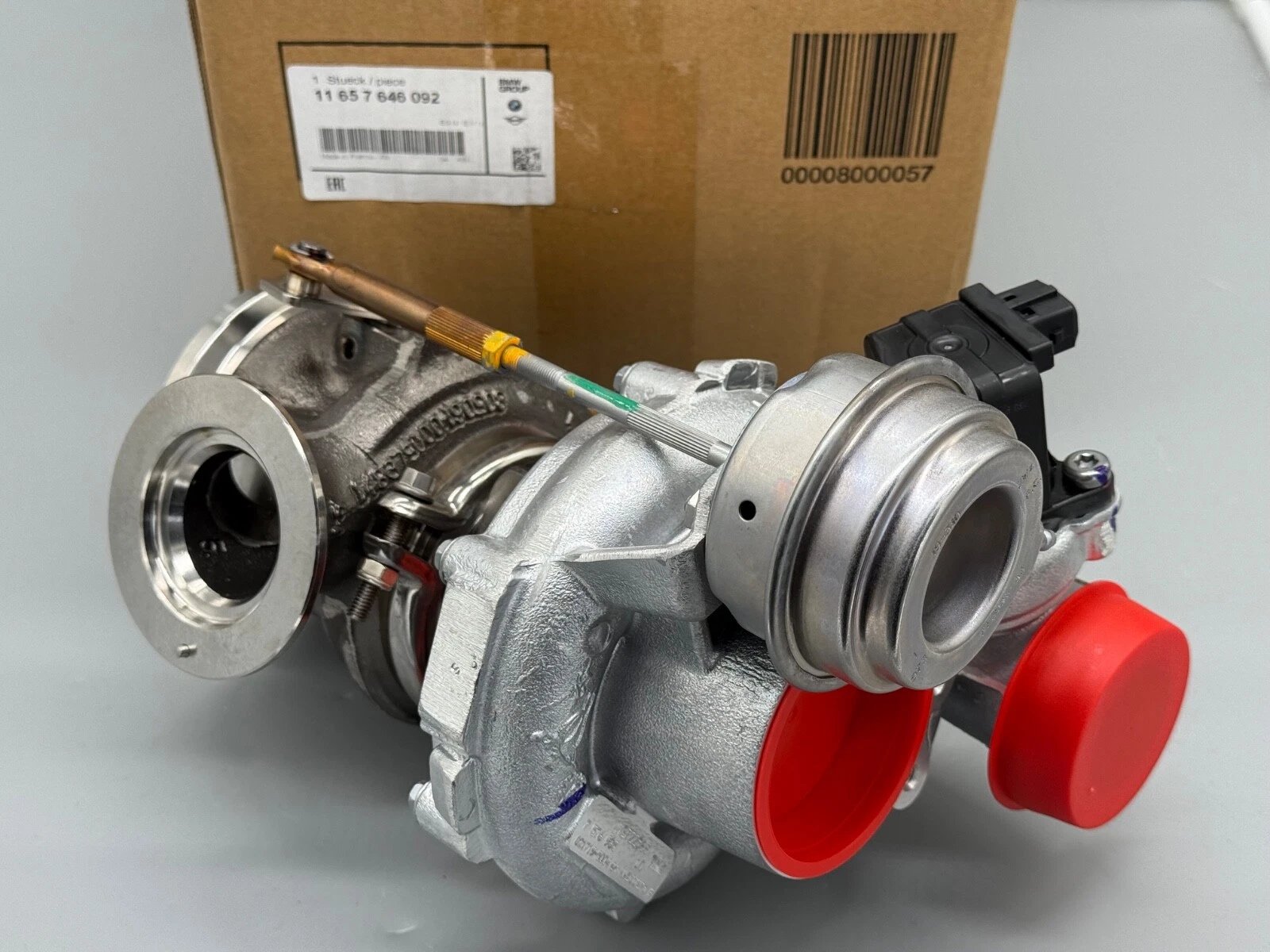 Оборотный турбонагнетатель
 BMW 11657646092