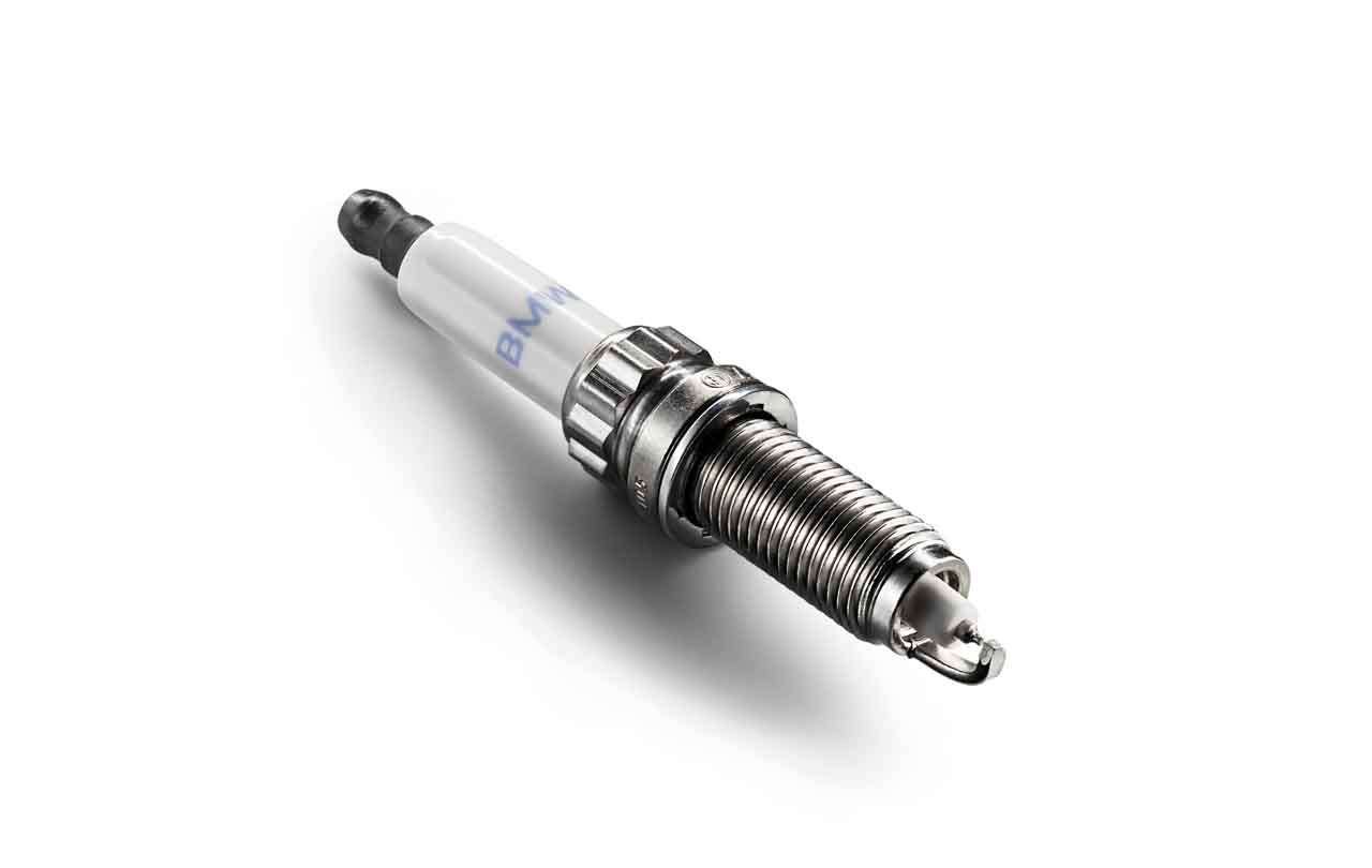Свеча зажигания high power
 BMW 12120039664