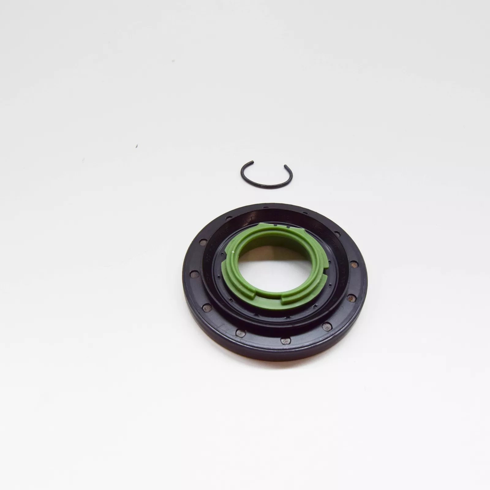 Dichtungssatz Hinterachsgetriebe
 BMW 33108860346