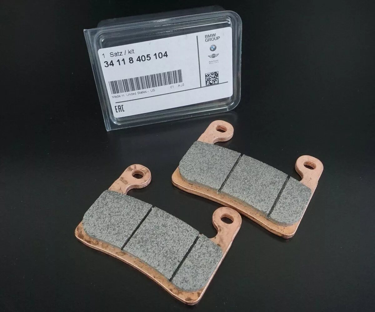 Satz Bremsbelг¤Ge Vorn
 BMW 34118405104