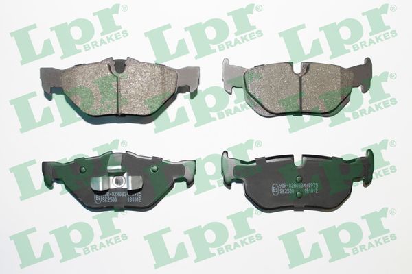 Комплект тормозных колодок, дисковый тормоз LPR 05P1876