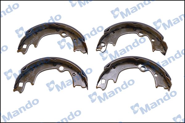 Комплект тормозных колодок MANDO MLH04