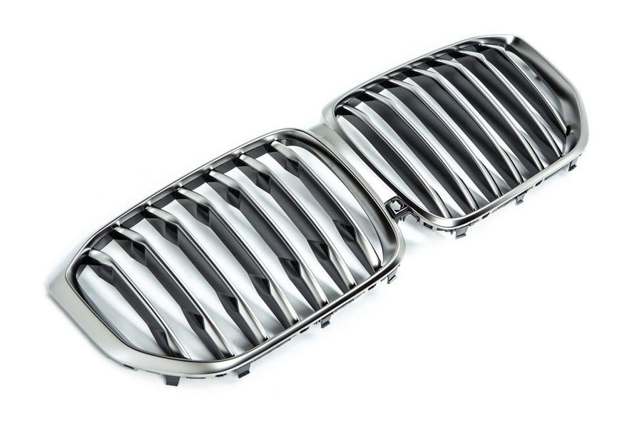 Декоративная решетка
 BMW 51137454888