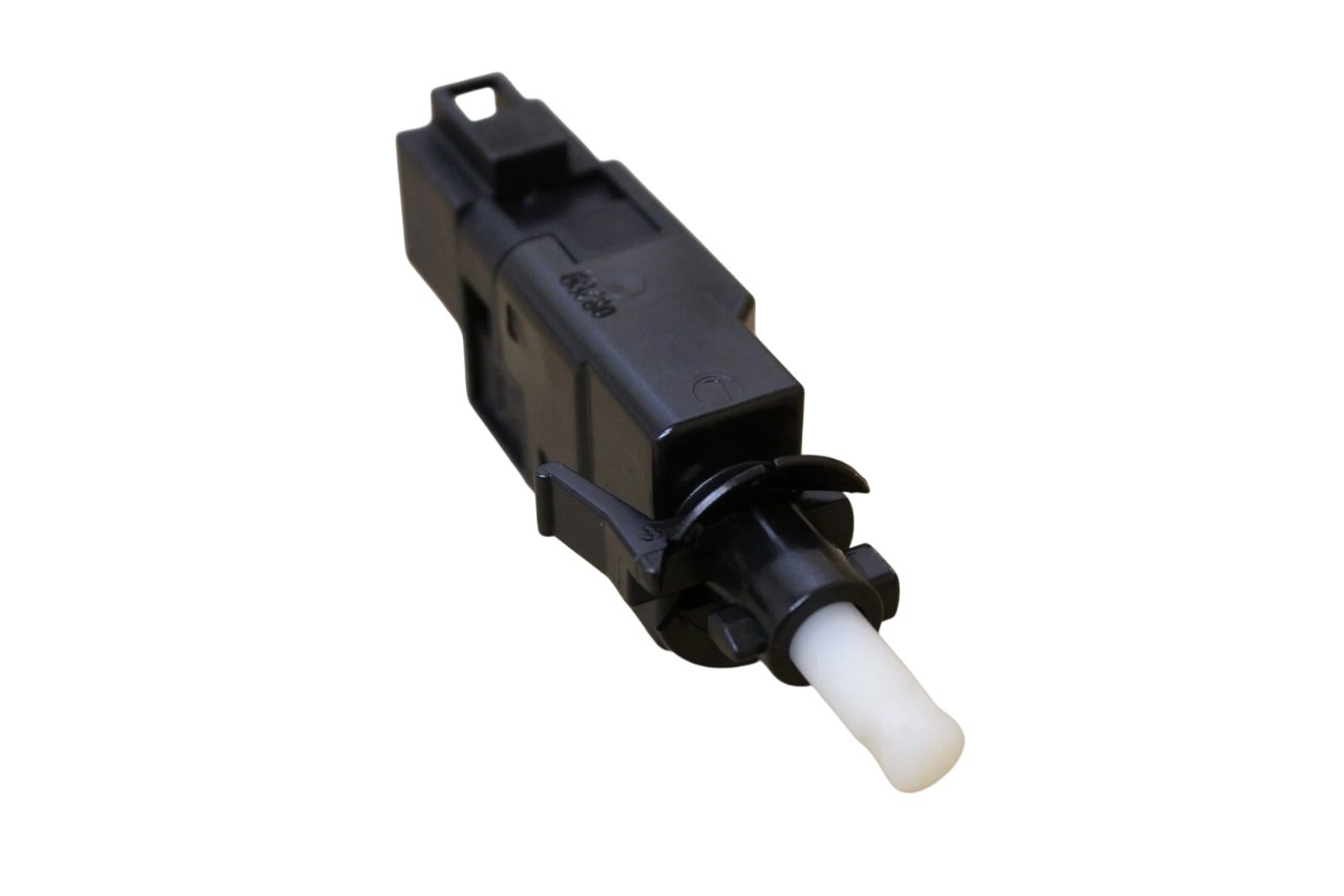 Выключатель сигнала торм.
 Mercedes-Benz A0015458709