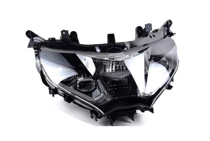 Светодиодная фара
 BMW 63128395624