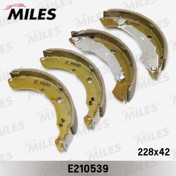 Комплект тормозных колодок MILES E210539