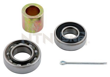 Комплект подшипника ступицы колеса SNR R17708