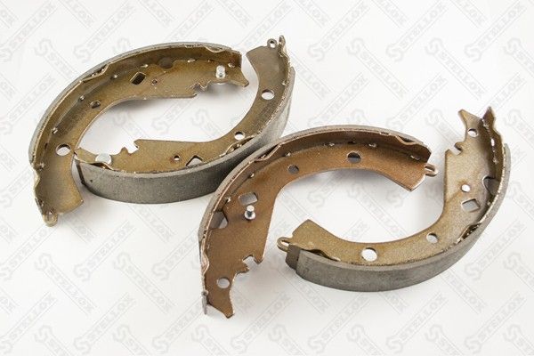 Комплект тормозных колодок STELLOX 000498SX