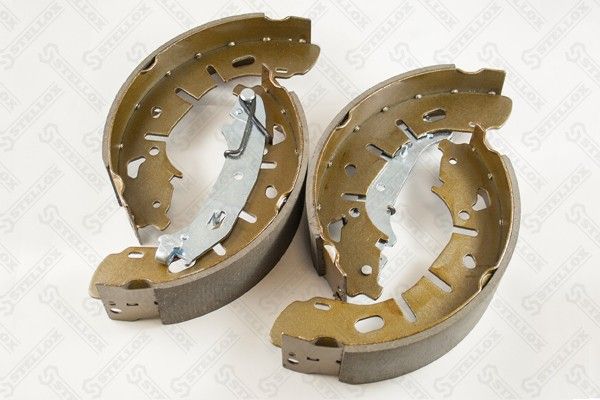 Комплект тормозных колодок STELLOX 000598SX