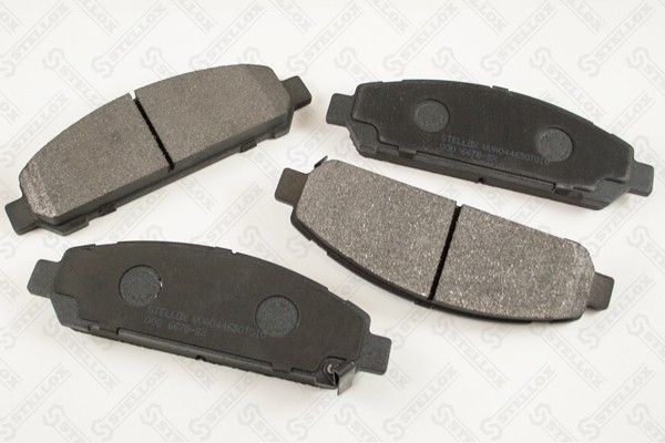 Комплект тормозных колодок, дисковый тормоз STELLOX 000667BSX
