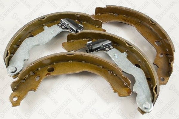Комплект тормозных колодок STELLOX 000693SX
