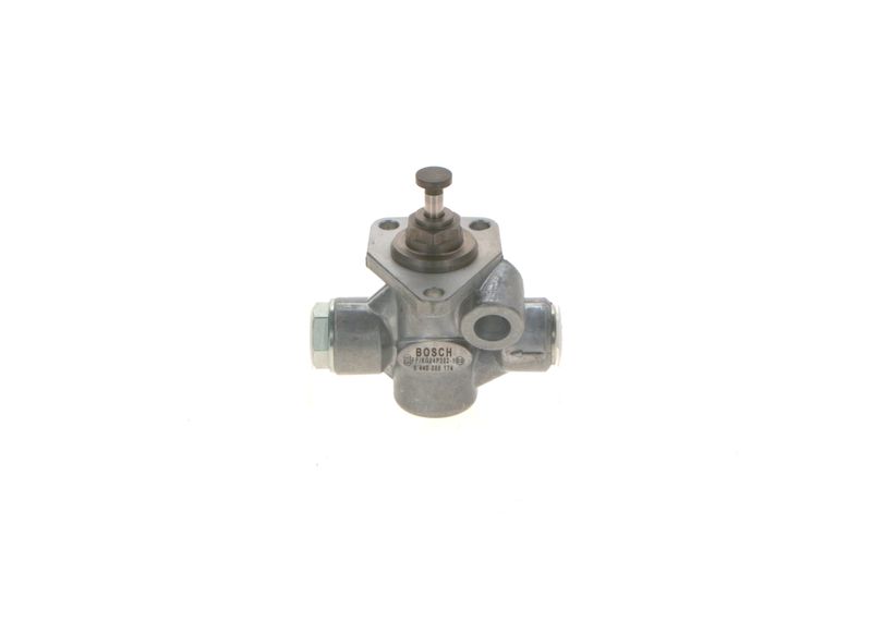 Топливный насос BOSCH 0440008174