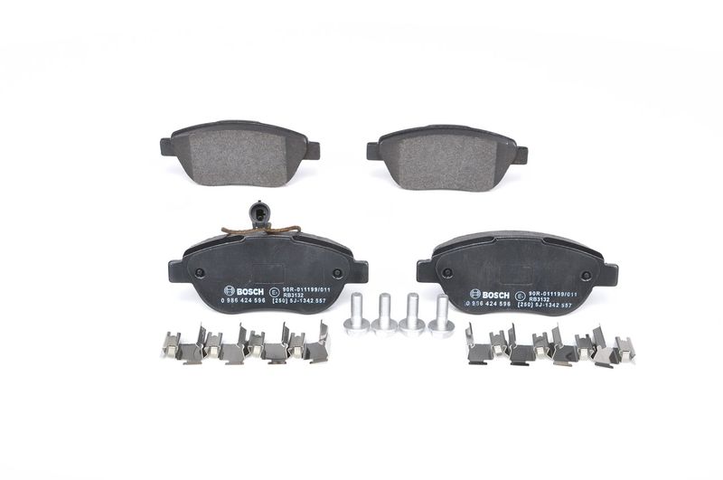Комплект тормозных колодок, дисковый тормоз BOSCH 0986424596