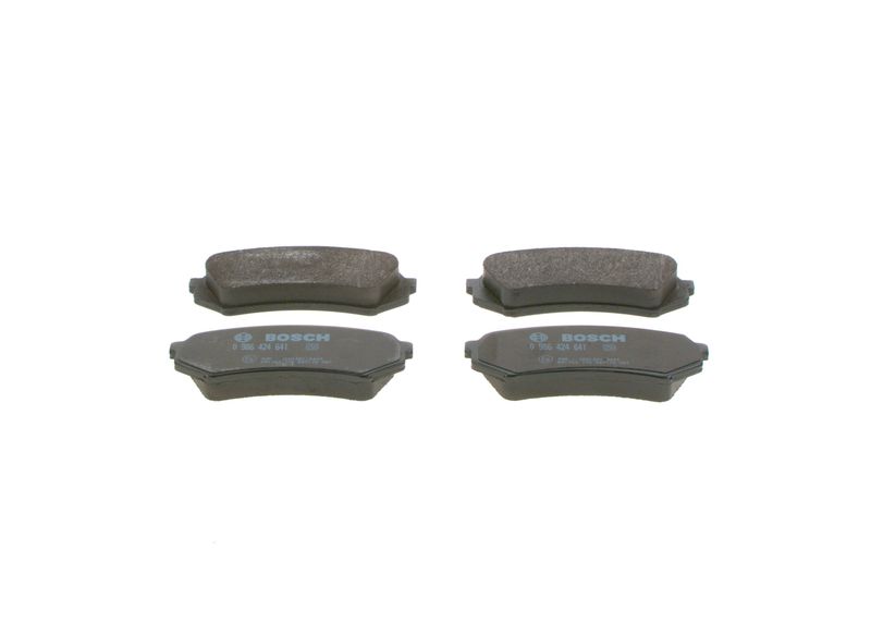 Комплект тормозных колодок, дисковый тормоз BOSCH 0986424641