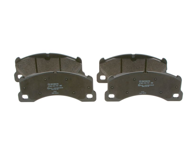Комплект тормозных колодок, дисковый тормоз BOSCH 0986494787