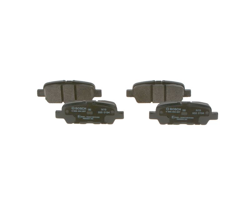 Комплект тормозных колодок, дисковый тормоз BOSCH 0986494857