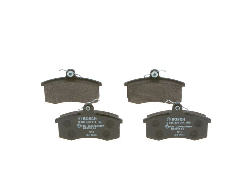 Комплект тормозных колодок, дисковый тормоз BOSCH 0986495214