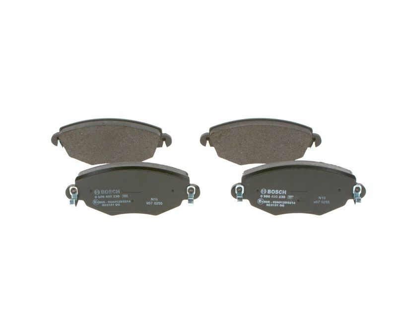 Комплект тормозных колодок, дисковый тормоз BOSCH 0986495230