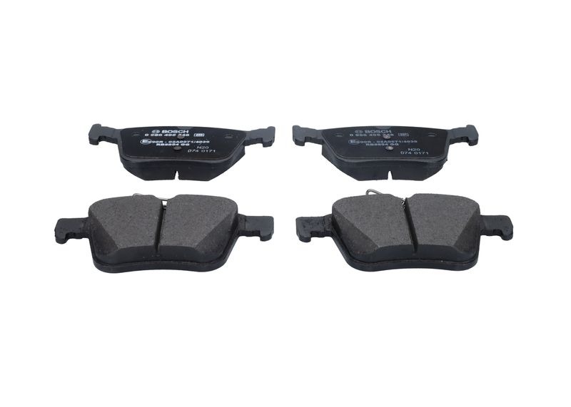 Комплект тормозных колодок, дисковый тормоз BOSCH 0986495346