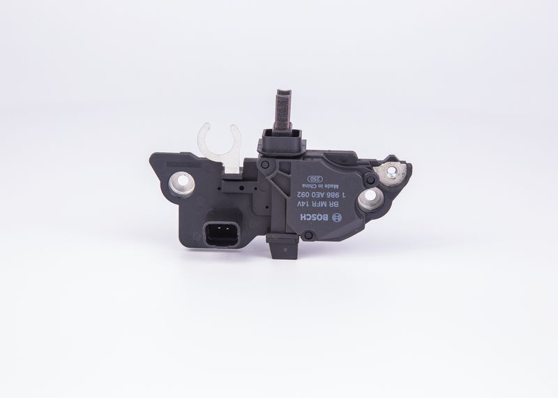 Регулятор генератора BOSCH 1986AE0092