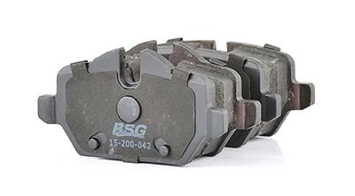 Комплект тормозных колодок, дисковый тормоз BSG BSG15200042