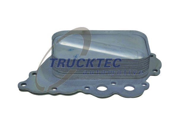 масляный радиатор, двигательное масло TRUCKTEC AUTOMOTIVE 0218064