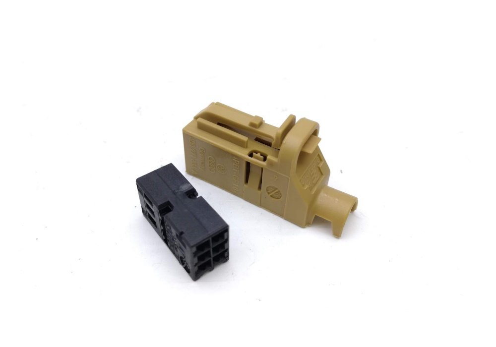 Корпус плоского разъема
 VAG 4D0971636A