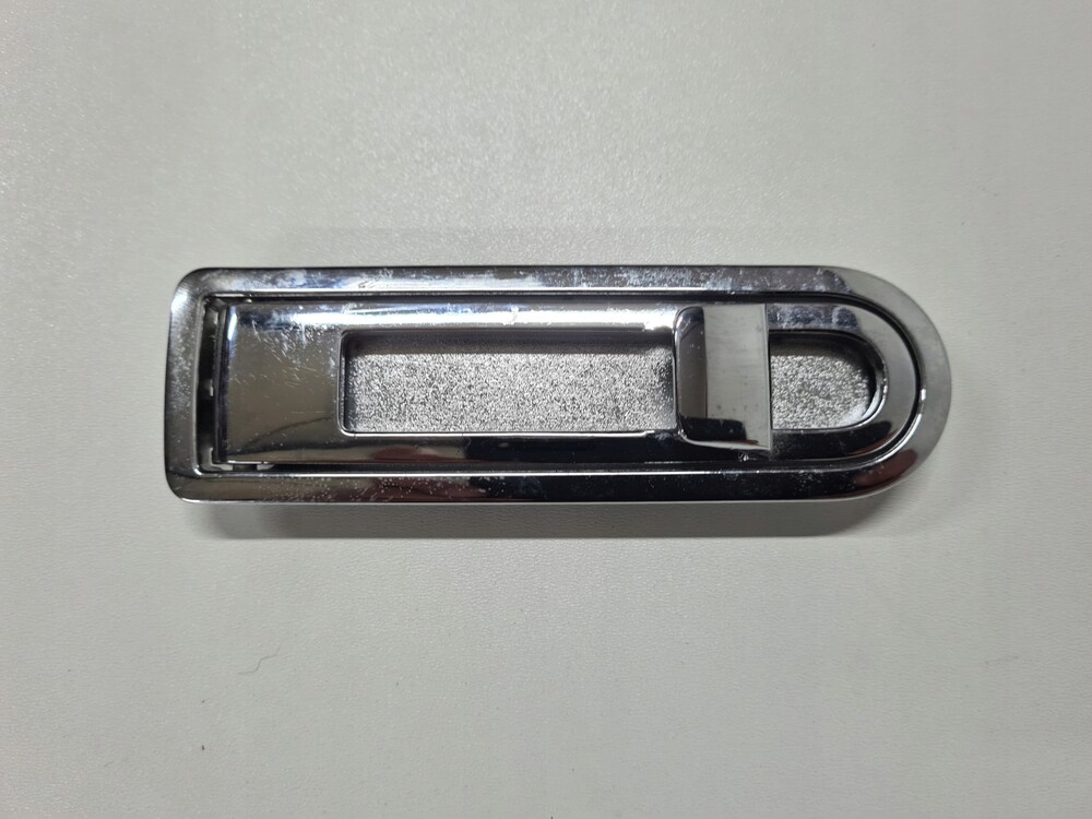 Крючок для одежды VAG 7H5867615