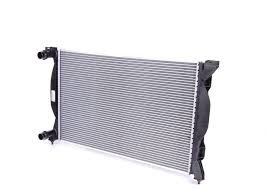 Радиатор охлаждающей жидкости
 VAG 8E0121251A