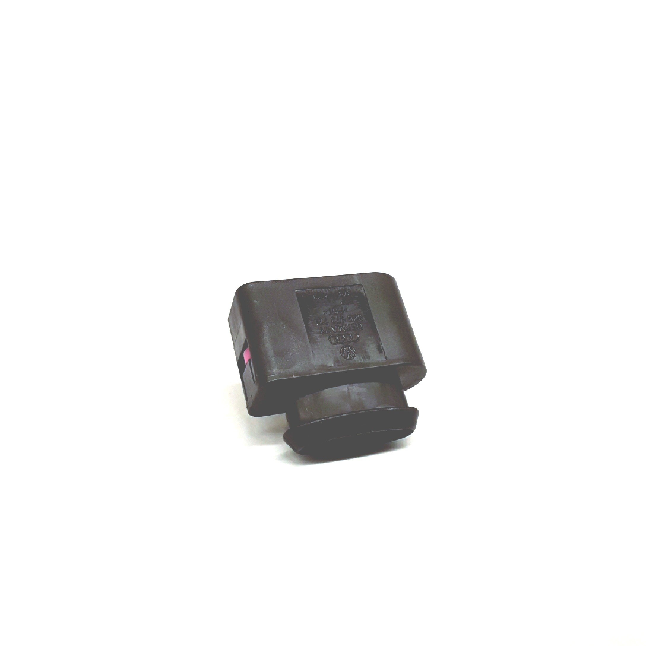 Корпус плоского разъема
 VAG 8K0973724