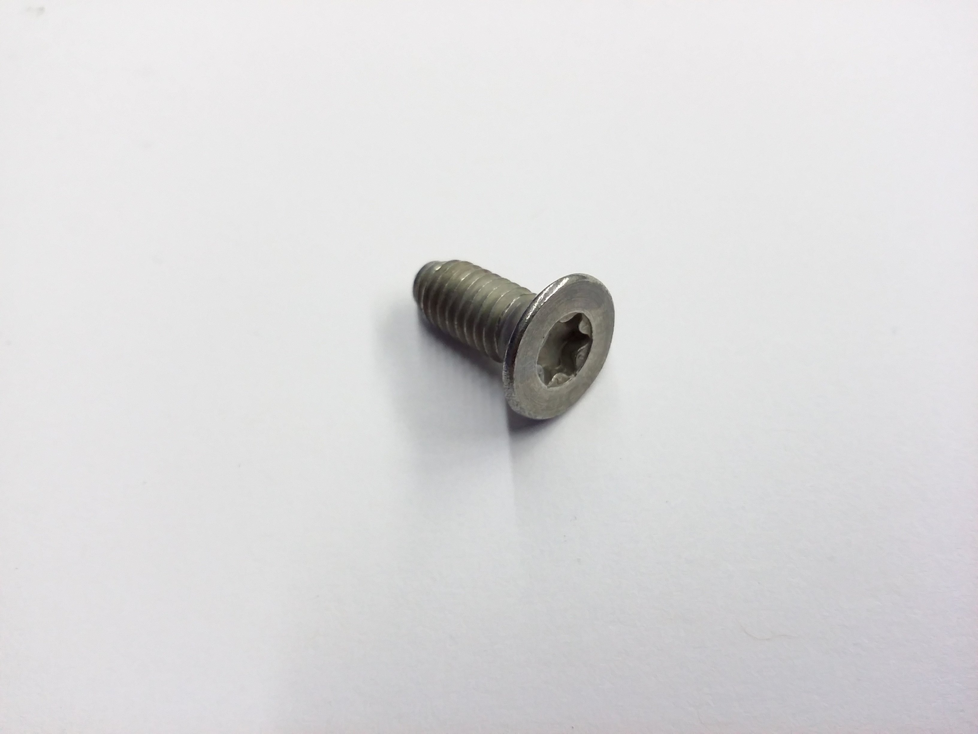 Винт с потайн.гол.и внутр.torx
 VAG N10648301