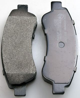 Комплект тормозных колодок, дисковый тормоз DENCKERMAN B111039
