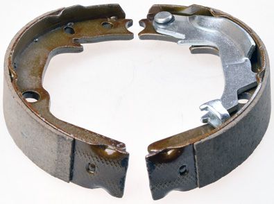 Комплект тормозных колодок DENCKERMAN B120212