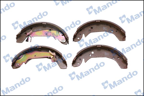 Комплект тормозных колодок MANDO MLH09