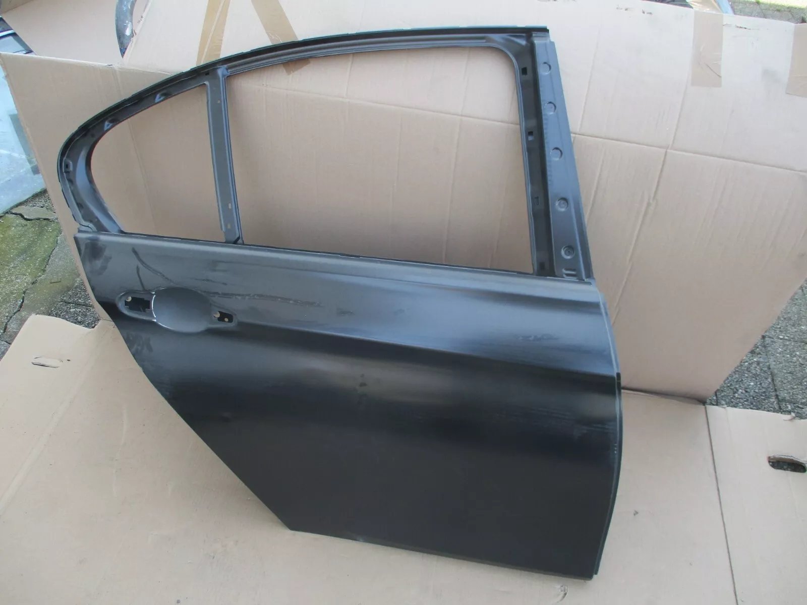 Дверь П Зд BMW 41007298514