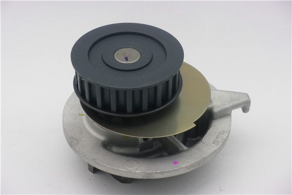 Водяной насос, охлаждение двигателя GMB GWG61A
