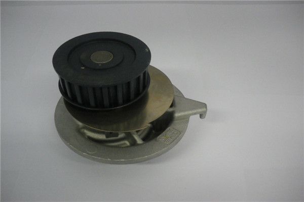 Водяной насос, охлаждение двигателя GMB GWO10A