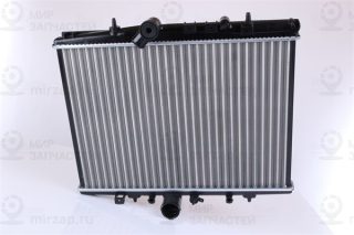 Радиатор охлаждения двигателя NISSENS 61294A