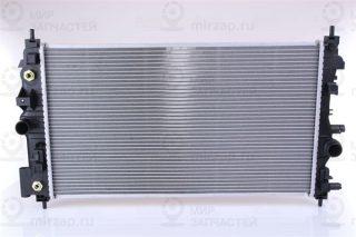 Радиатор охлаждения двигателя NISSENS 630723