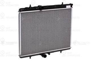 Радиатор охлаждения двигателя LUZAR LRC20W2