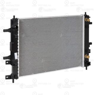 Радиатор охлаждения двигателя LUZAR LRC3028