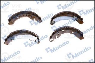 Комплект тормозных колодок MANDO MLD01