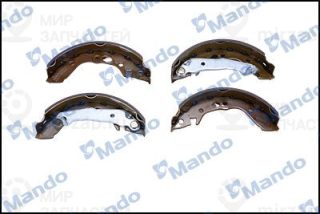 Комплект тормозных колодок MANDO MLH01